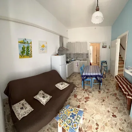 Rajanzino Πανσιόν